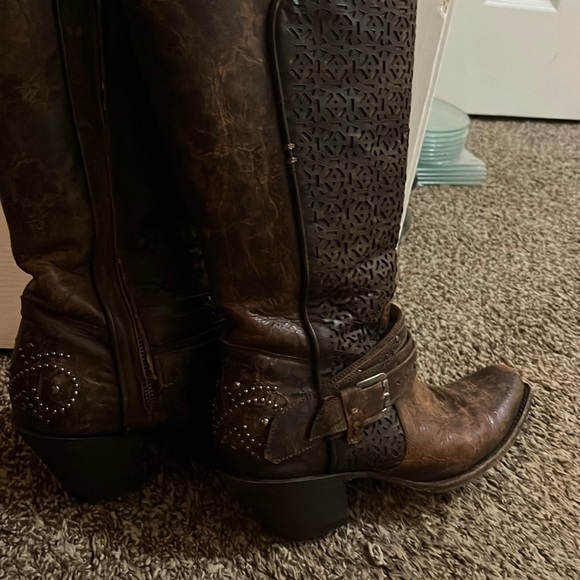 Corral Boots with Silver stud & Lattice details, full zip - Picture 3 of 11